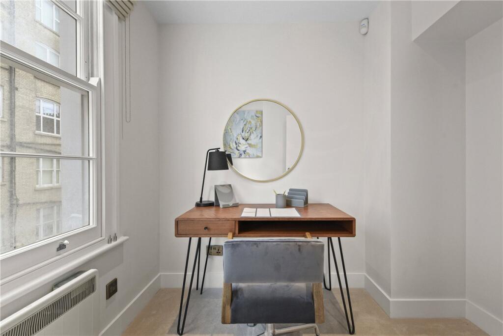 48606_MYL250060_L_IMG_24_0000