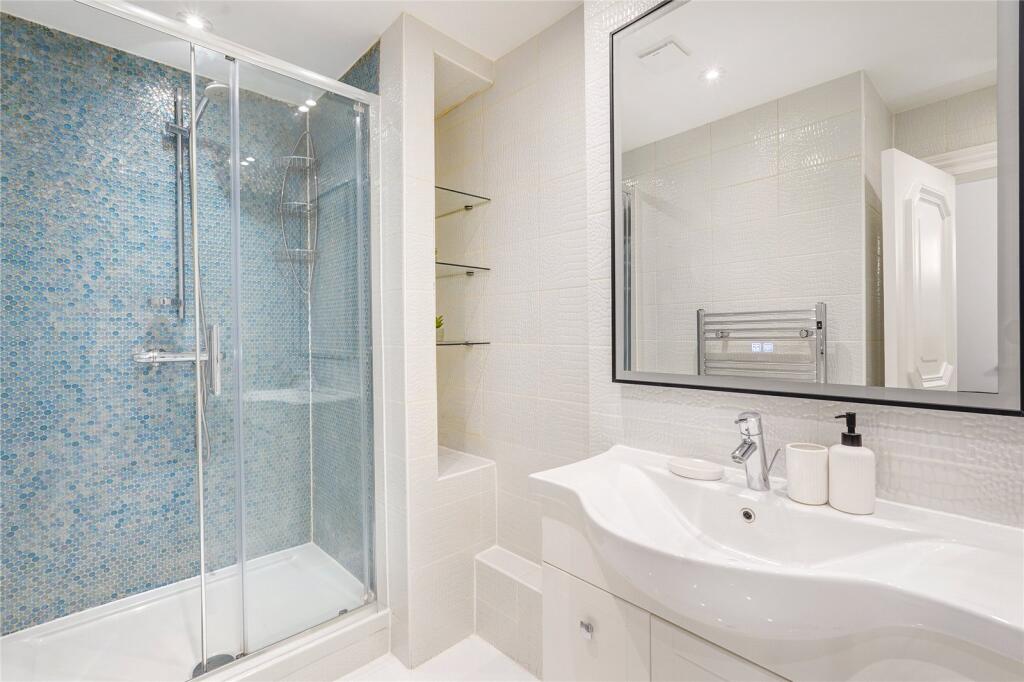 51319_KYC250344_L_IMG_08_0000