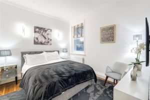 51319_KYC250344_L_IMG_09_0000