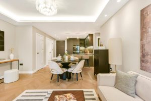 63025_KYC250158_L_IMG_05_0000