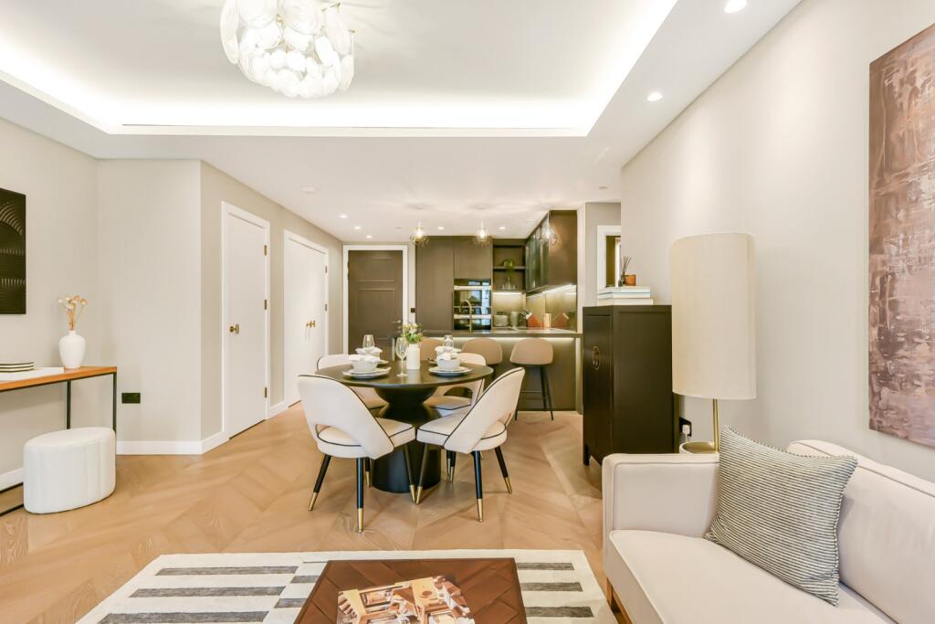 63025_KYC250158_L_IMG_05_0000