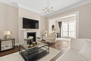 63031_KYC250142_L_IMG_00_0000