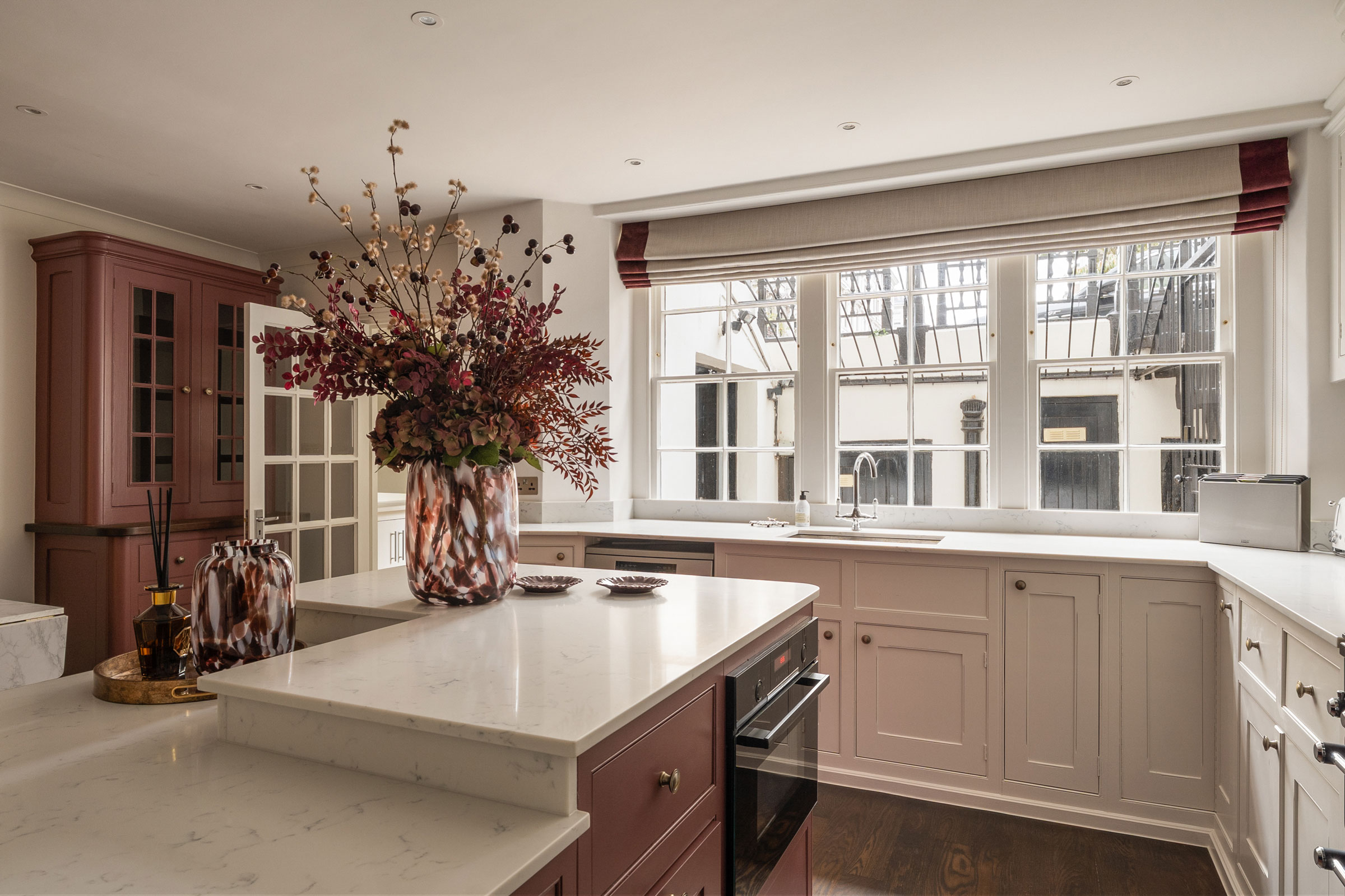 243-nnismore-Gardens-SW7-1NH-2