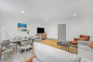 244-0_KYC250173_L_IMG_06_0000