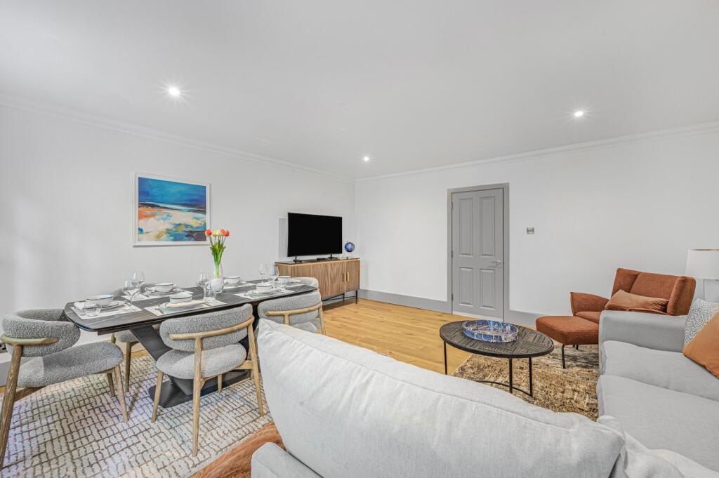 244-0_KYC250173_L_IMG_06_0000