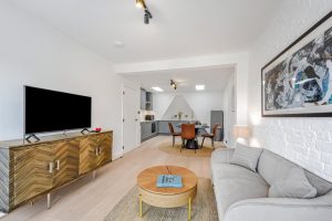 51295_KYC250005_L_IMG_00_0000